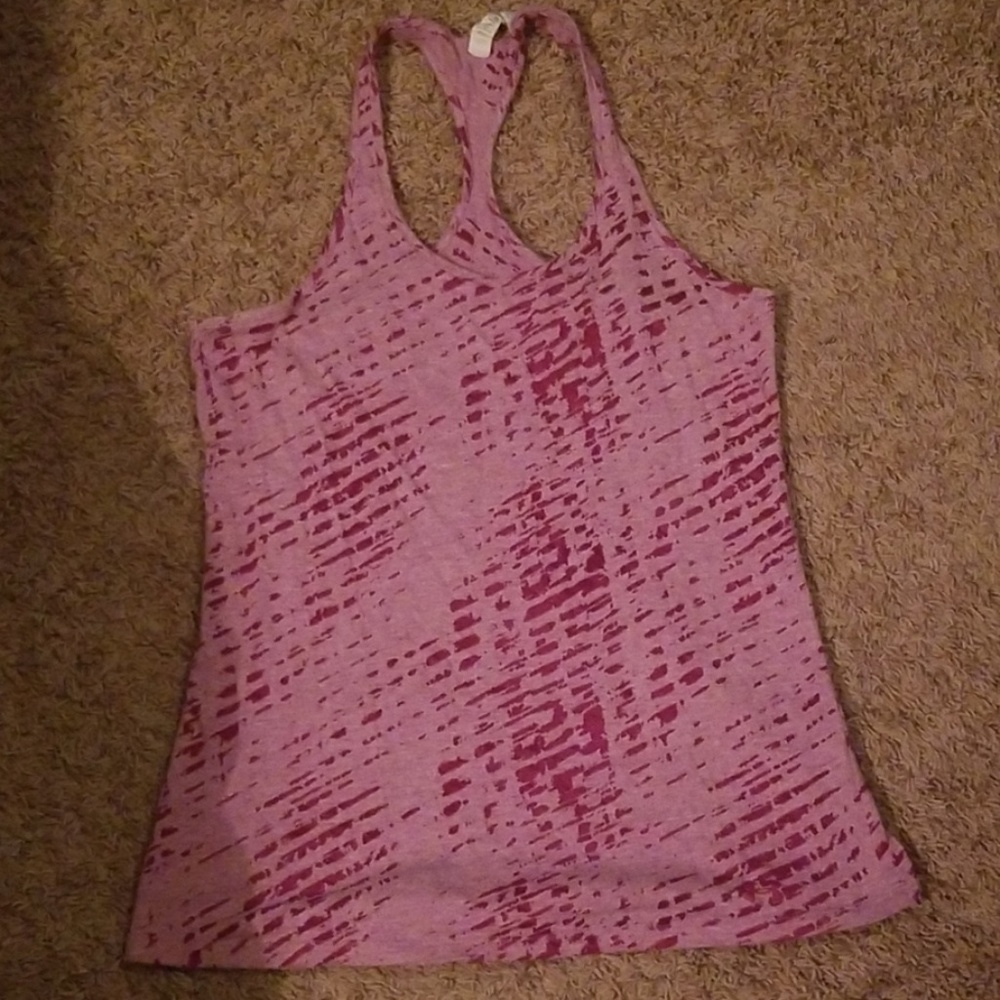 UA womens tank top